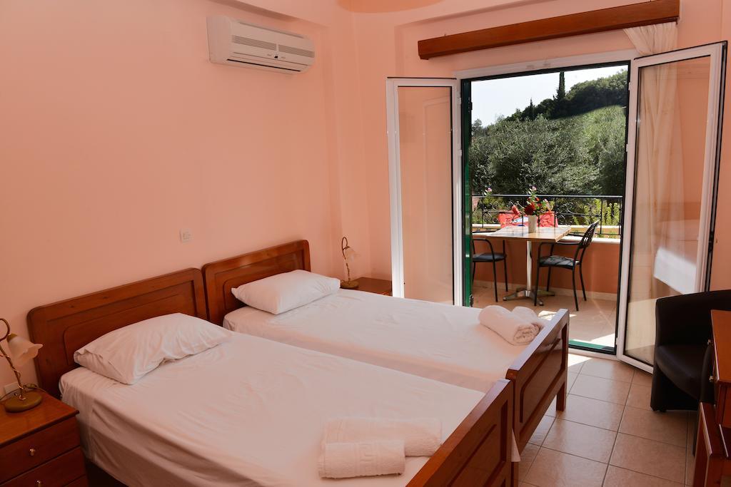 Paradise Apartments Палеокастрица Стая снимка