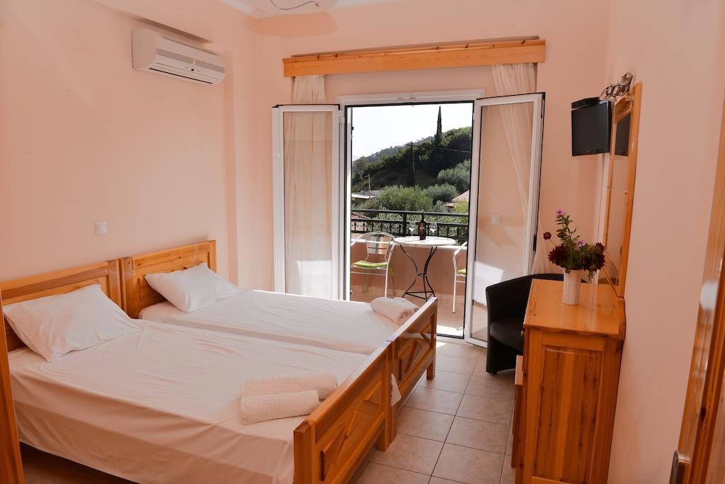 Paradise Apartments Палеокастрица Стая снимка